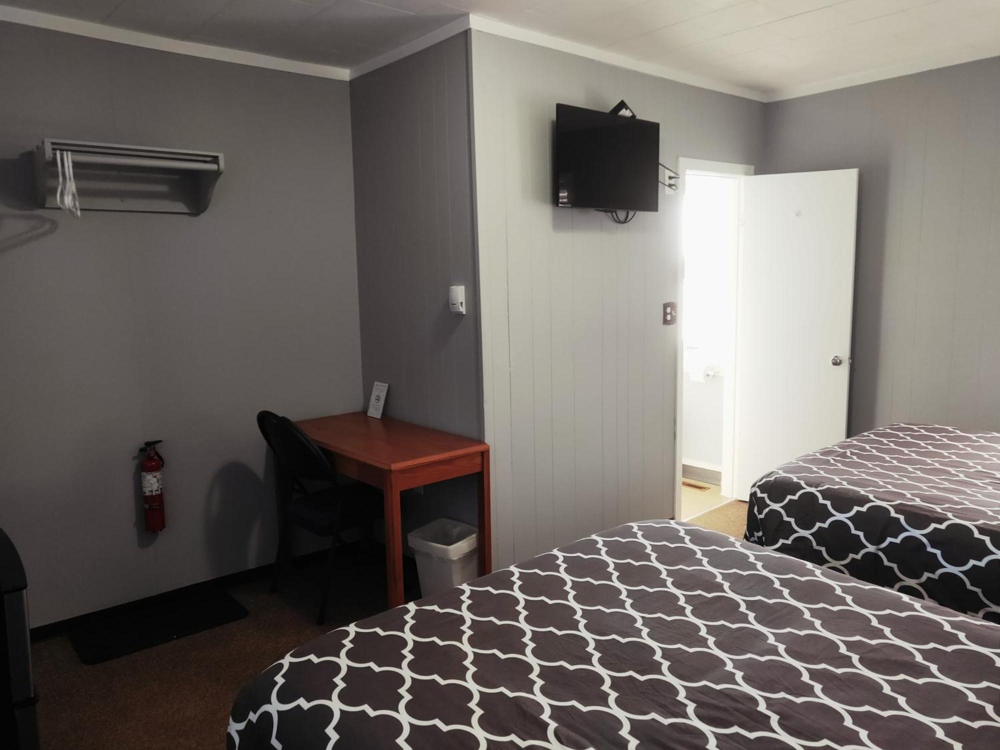 Melsask Motel Melville Bagian luar foto