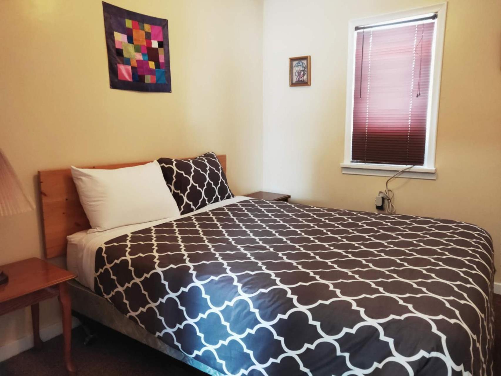Melsask Motel Melville Bagian luar foto