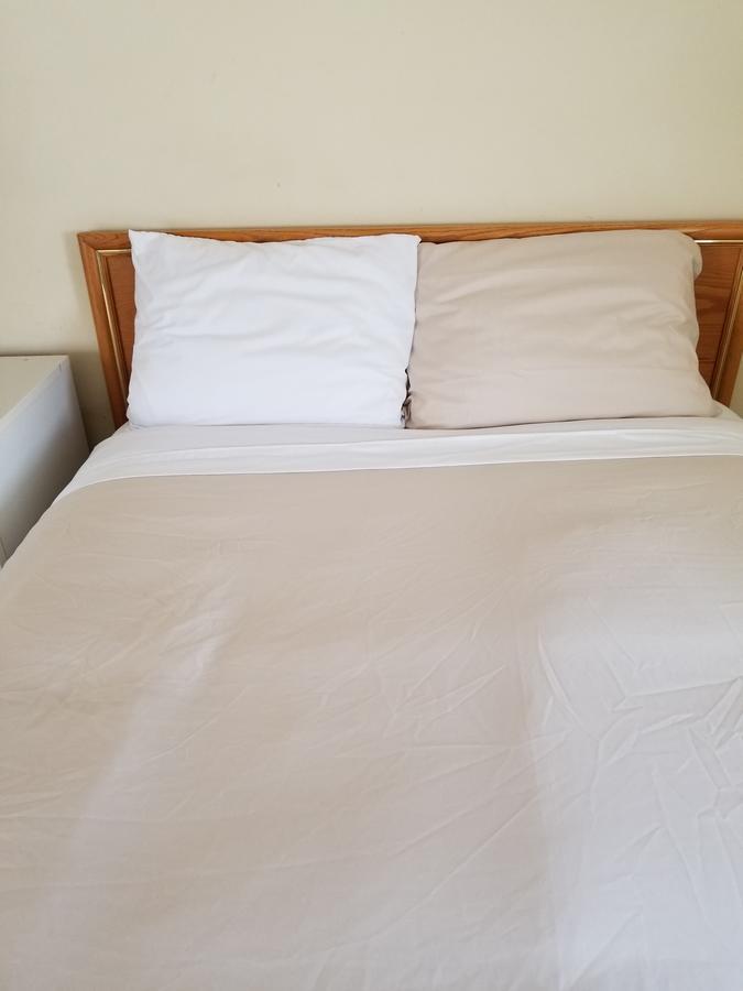 Melsask Motel Melville Bagian luar foto